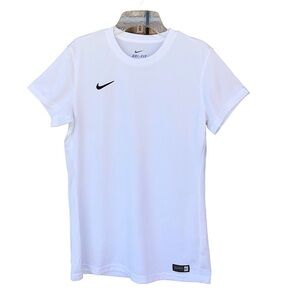 Nike Dri-Fit Style 645507 Women's Fotball Soccer Short Sleeve White Shirt M